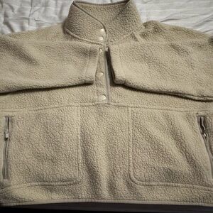 Aritzia Sunday Best Cream Fleece Jacket